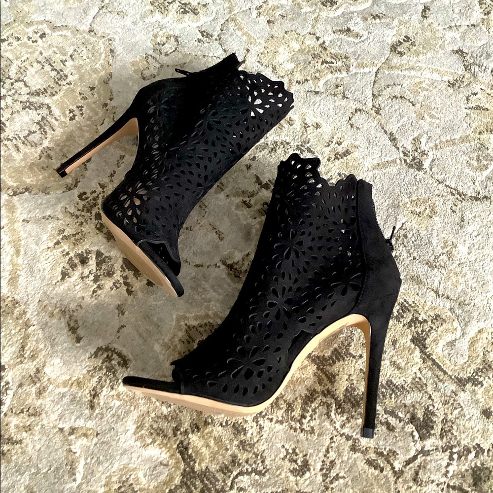 Dressy ALDO heels NEW 🌹